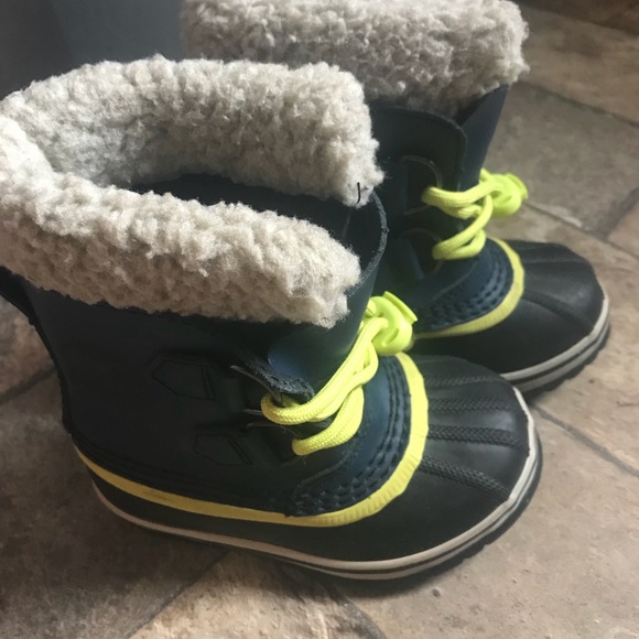 Sorel 9c snow boots - Picture 5 of 5